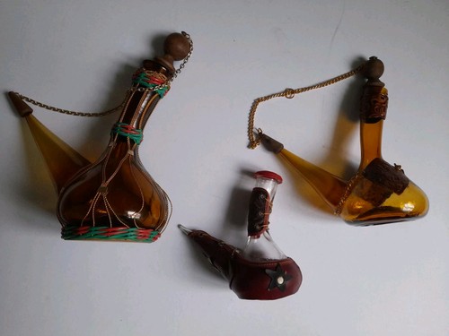 Vintage spanish wine bottles - bottles, /