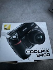Nikon Coolpix 8400 fotocamera digitale completa testata