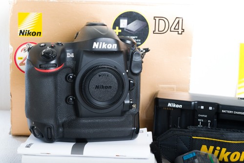 Nikon quasi come nuova - nikon,