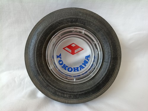 Vintage yokohama tire - yokohama, /