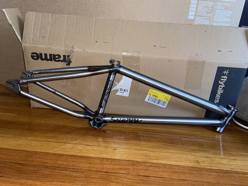 New flybikes savanna frame - new,