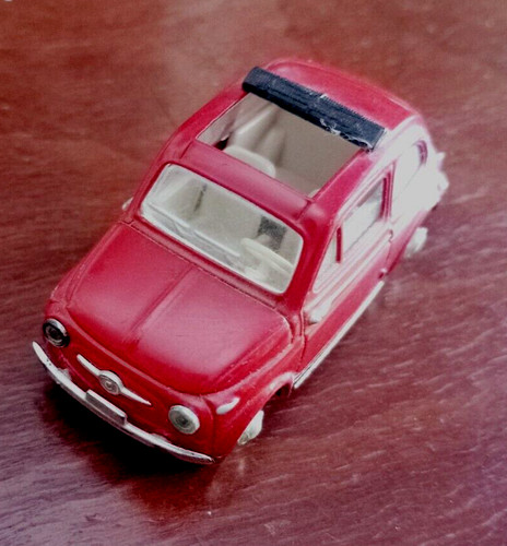 Modellino fiat 500 tettino - 500,