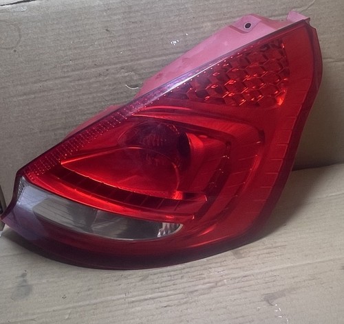 6ti 2011 ford - fiesta, 5dr