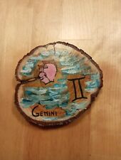 Dipinto a mano su legno naturale di Ginepro Toscano- Gemelli Zodiaco