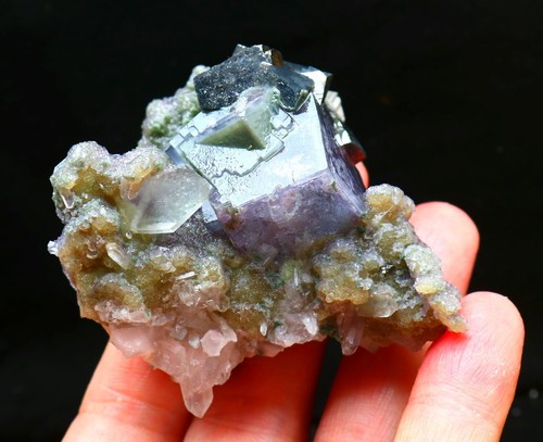 Esemplare minerale mica