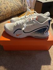 NikeCourt Tech Challenge 20