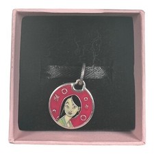 Ciondolo pendente PANDORA Disney runDisney Mulan 13.1 2022