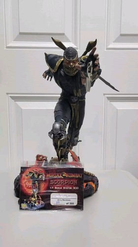 Pcs statua scorpione mortal - statua,