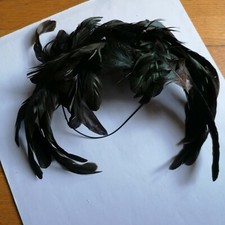 Antica acconciatura per capelli in  piume a cerchietto