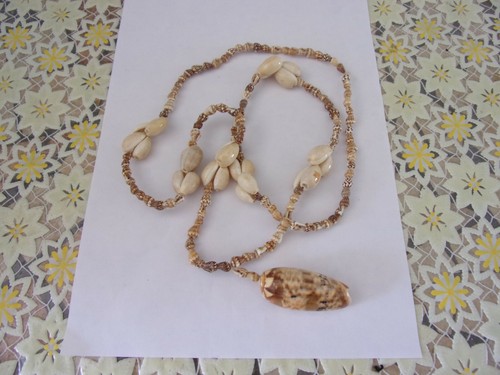 Collana conchiglie - di,