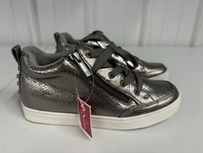 Girls Size 3  Mid-high Shoe