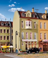 Kibri H0 38392 - Stadthaus Pizzeria in Düsseldorf Bausatz Neuware