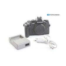Olympus OM-D E-M1 Black +
