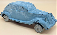 Lilo auto berlina anteguerra