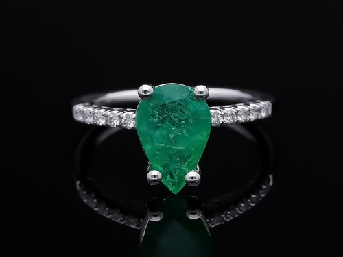 Anello fidanzamento - di,