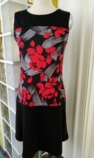 Yamamay Abito made in Italy stampa floreale sul davanti gonna godet 