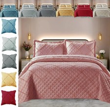 Set copriletto trapuntato con - set,