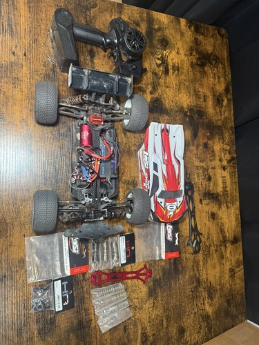 Losi mini 8ight truggy - losi,
