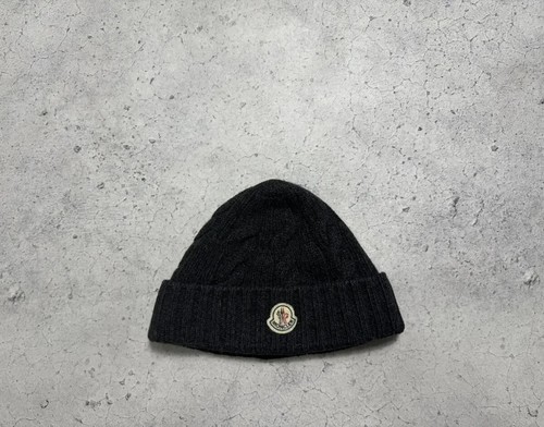 Moncler berretto luxury rare - moncler,