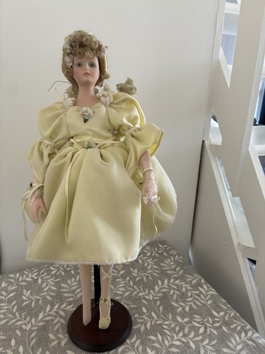 The dolls house - house, porcelain