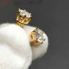 Borchie solitario diamanti