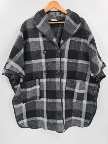 Mantella poncho love - mantella,