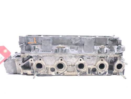 Testa del motore diesel - testa,
