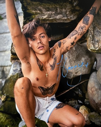 Foto firmata harry styles con - firmata,
