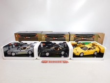 3x Bburago 1:18 Modello