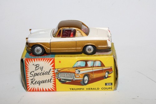 Corgi 231 triumph - 231, herald