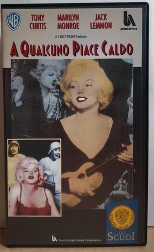 Qualcuno piace caldo film - piace, (film