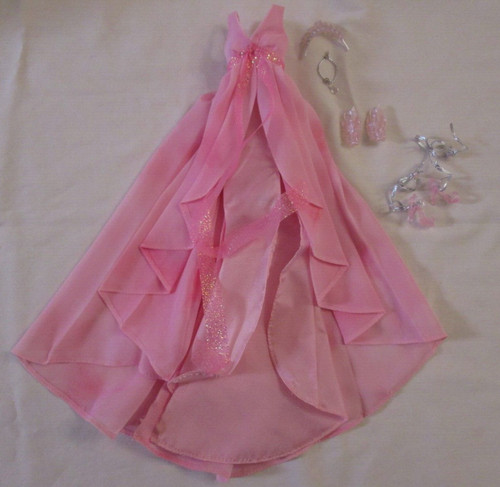 Barbie signature crystal - barbie,