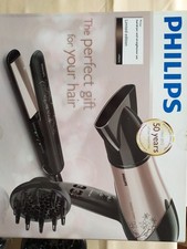 Asciugacapelli e piastra per