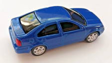 Volkswagen VW Jetta anni 90 Mk 4 versione blu Maisto 1:64 pressofuso nuovo fuori confezione
