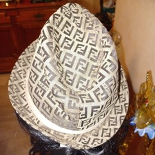 FENDI ORIGINALE CAPPELLO  BORSALINO TAGLIA II  CA0325655 18 CM