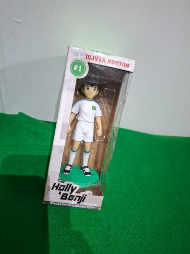 Holly benji exclusive - &,