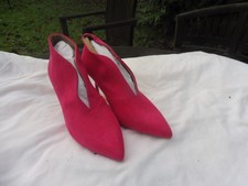 Scarpa/stivali tacco gattino