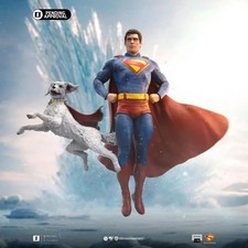 Statua Superman (2025)