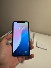 Apple iPhone XR  - 128GB -