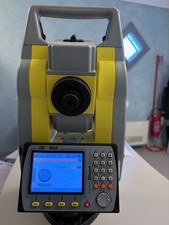 Stazione totale GEOMAX ZOOM 35 completo di treppiede ,asta ,prisma e portaprisma