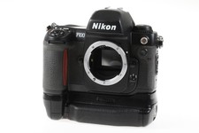Custodia Nikon F100 con MB-15
