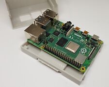 Raspberry Pi 4 2GB con case di plastica