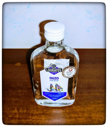 Bottiglia liquore ouzo - bottiglia,