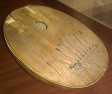 Strumenti Musicali/Pianoforti/Tastiere " STRUMENTO ETNICO CHITARRA LEGNO "