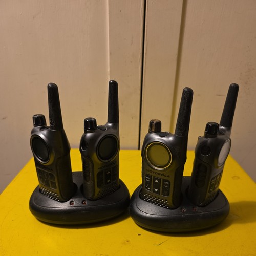 Motorola walkie talkie tlkr - walkie,