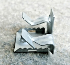 ELEMENTI DI FISSAGGIO RAPIDO PER TRAVI SINARD FU12.5 spess. 7-13 mm. LOTTO DI 19