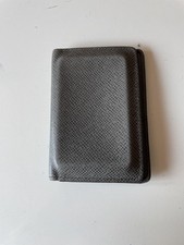 Louis Vuitton Taiga Tasca