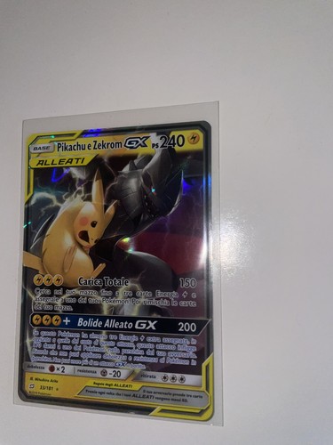 Carte pokemon pikachu - pokemon,