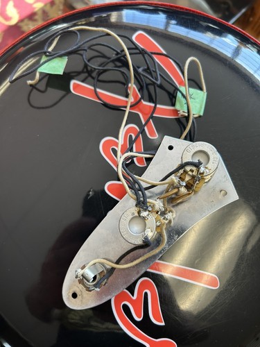 Fender avri jazz bass control - fender,