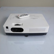 Proiettore Sanyo PLC-XW200 XGA
